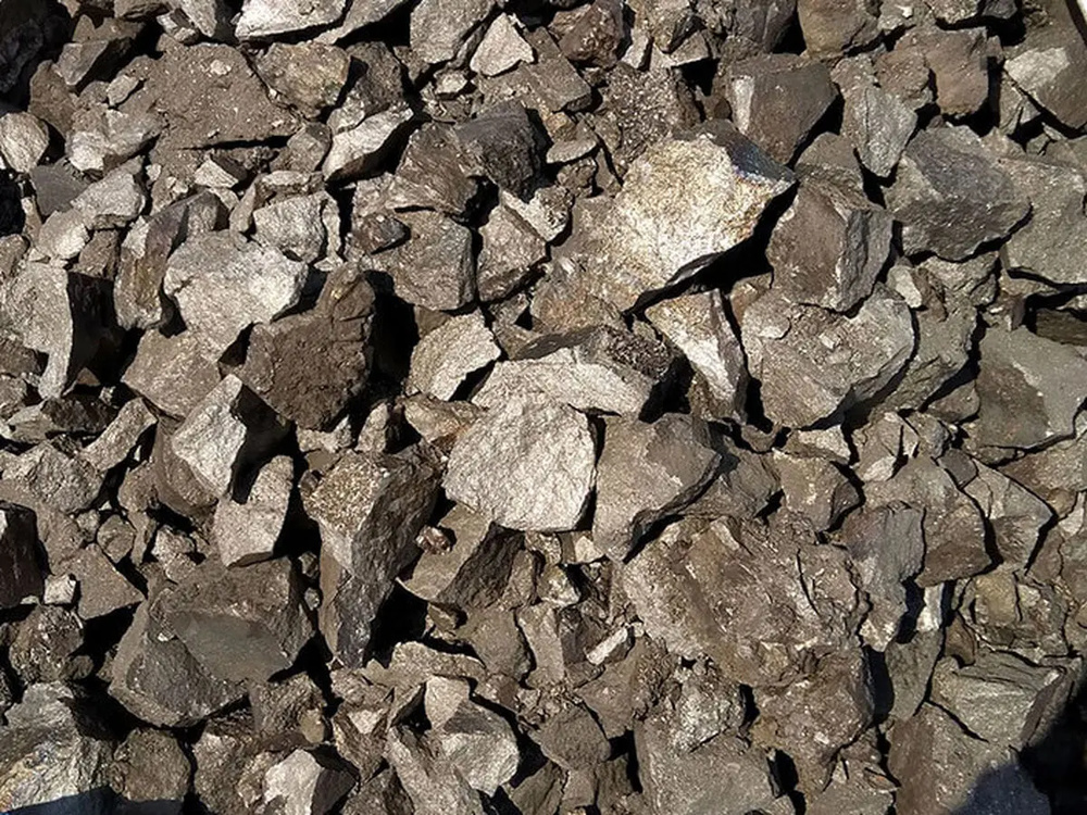 تولیدکنندگان آلیاژهای منگنز با چالش تامین مواد اولیه روبرو هستند/ کملطفی در حق صنعت فروآلیاژ کشور