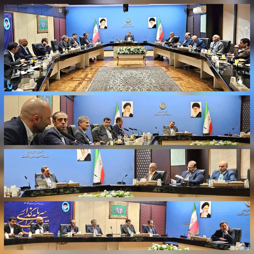 واکنش وزیر صمت به خلف وعده وزارت نیرو در محدودیت برق صنایع فولادی / مصرف ۱۰ درصدی دیماند به معنای توقف کامل تولید است